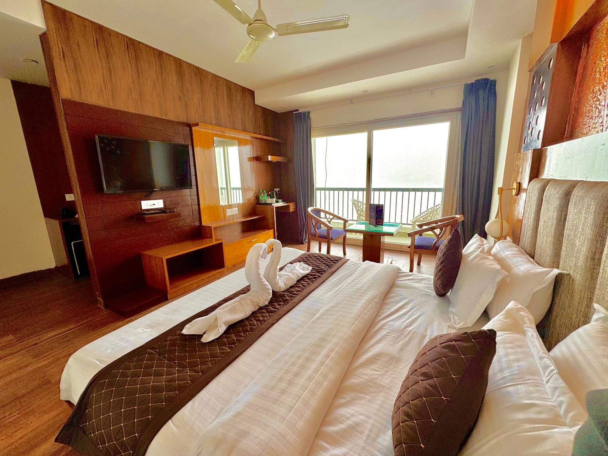 מוסורי Ab'S Abode-A Boutique Hotel מראה חיצוני תמונה